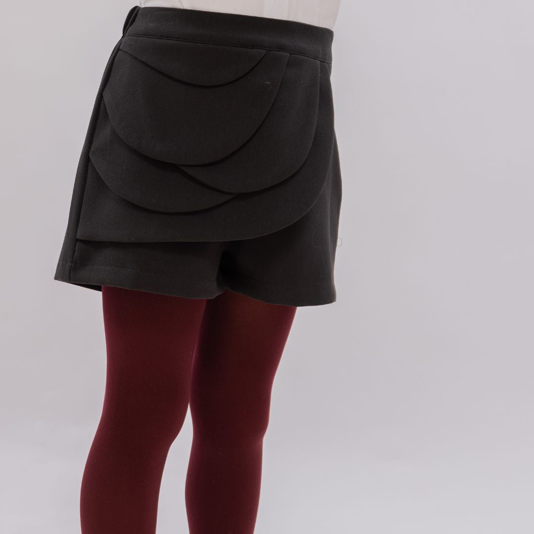 Kaia the flower short (Burgundy)